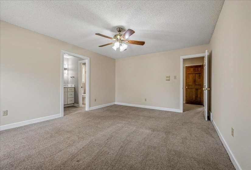 2864 CROOKED OAK DR, Germantown, Tennessee 38138, 4 Bedroom Bedrooms, 8 Room Rooms,3 BathroomBathrooms,Residential,For Sale,CROOKED OAK,0,10217290