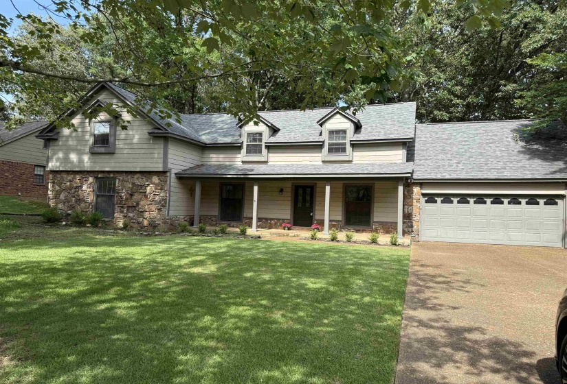 2864 CROOKED OAK DR, Germantown, Tennessee 38138, 4 Bedroom Bedrooms, 8 Room Rooms,3 BathroomBathrooms,Residential,For Sale,CROOKED OAK,0,10217290