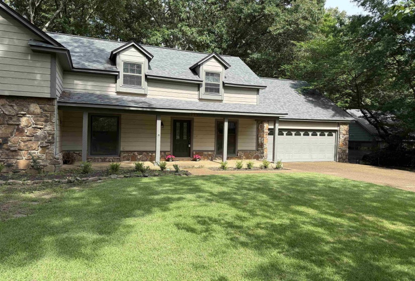 2864 CROOKED OAK DR, Germantown, Tennessee 38138, 4 Bedroom Bedrooms, 8 Room Rooms,3 BathroomBathrooms,Residential,For Sale,CROOKED OAK,0,10217290
