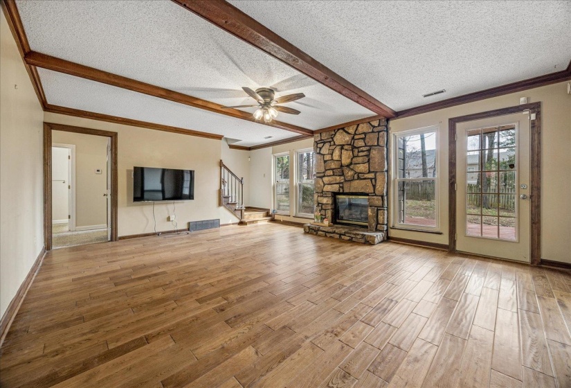2864 CROOKED OAK DR, Germantown, Tennessee 38138, 4 Bedroom Bedrooms, 8 Room Rooms,3 BathroomBathrooms,Residential,For Sale,CROOKED OAK,0,10217290
