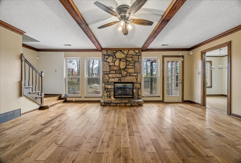 2864 CROOKED OAK DR, Germantown, Tennessee 38138, 4 Bedroom Bedrooms, 8 Room Rooms,3 BathroomBathrooms,Residential,For Sale,CROOKED OAK,0,10217290