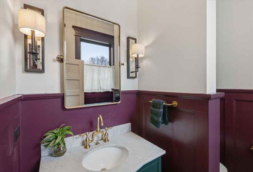 227 STONEWALL ST, Memphis, Tennessee 38112, 6 Bedrooms Bedrooms, 15 Rooms Rooms,4.1 BathroomsBathrooms,Residential,For Sale,STONEWALL,10217292