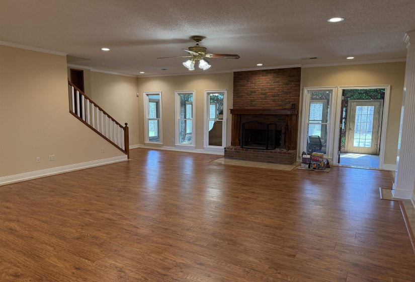 695 MIDDLEBURG RD, Hickory Valley, Tennessee 38042, 6 Bedrooms Bedrooms, 18 Rooms Rooms,5 BathroomsBathrooms,Residential,For Sale,MIDDLEBURG,10217293
