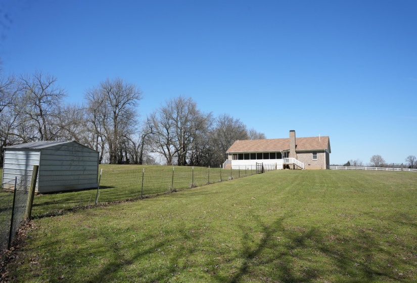 695 MIDDLEBURG RD, Hickory Valley, Tennessee 38042, 6 Bedrooms Bedrooms, 18 Rooms Rooms,5 BathroomsBathrooms,Residential,For Sale,MIDDLEBURG,10217293