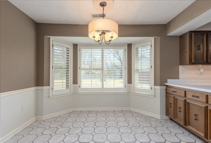 2952 HOLLY HEATH CV, Germantown, Tennessee 38138, 4 Bedrooms Bedrooms, 9 Rooms Rooms,3.1 BathroomsBathrooms,Residential,For Sale,HOLLY HEATH,10217316