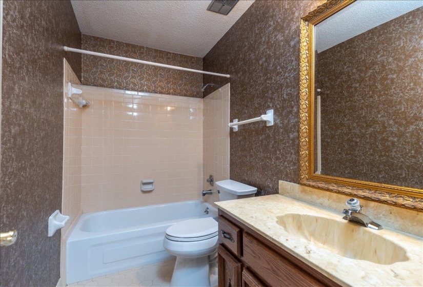 2952 HOLLY HEATH CV, Germantown, Tennessee 38138, 4 Bedrooms Bedrooms, 9 Rooms Rooms,3.1 BathroomsBathrooms,Residential,For Sale,HOLLY HEATH,10217316