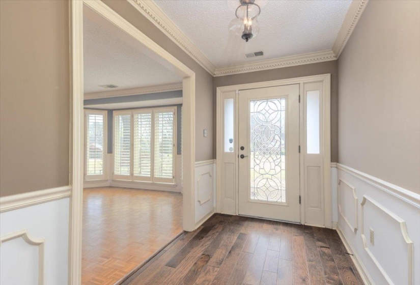 2952 HOLLY HEATH CV, Germantown, Tennessee 38138, 4 Bedrooms Bedrooms, 9 Rooms Rooms,3.1 BathroomsBathrooms,Residential,For Sale,HOLLY HEATH,10217316