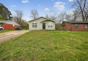 3709 BLUFF WOOD DR, Memphis, Tennessee 38128, 4 Bedroom Bedrooms, 6 Room Rooms,1.1 BathroomBathrooms,Residential,For Sale,BLUFF WOOD,0,10217318 3709 BLUFF WOOD DR, Memphis, Tennessee 38128, 4 Bedroom Bedrooms, 6 Room Rooms,1.1 BathroomBathrooms,Residential,For Sale,BLUFF WOOD,0,10217318