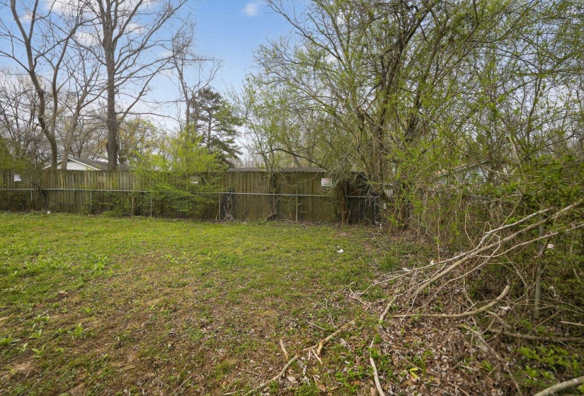 3709 BLUFF WOOD DR, Memphis, Tennessee 38128, 4 Bedroom Bedrooms, 6 Room Rooms,1.1 BathroomBathrooms,Residential,For Sale,BLUFF WOOD,0,10217318