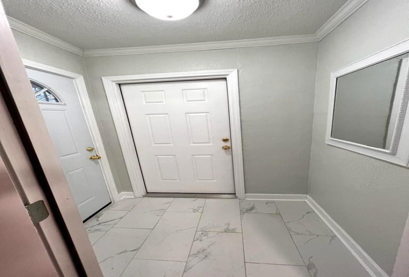 2428 LAMAR CIR, Memphis, Tennessee 38114, 2 Bedrooms Bedrooms, ,1 BathroomBathrooms,Duplexes,For Sale,LAMAR,10217349
