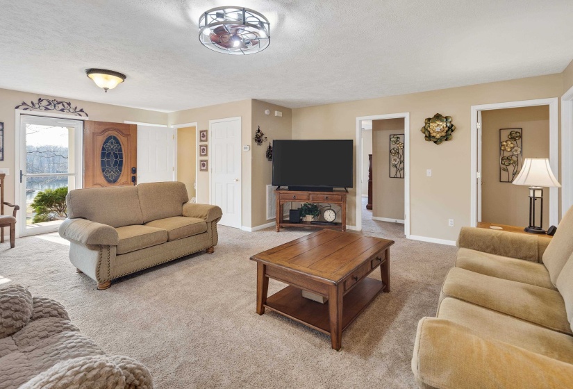 65 BROWNING KNOLL CV, Saulsbury, Tennessee 38067-7508, 4 Bedrooms Bedrooms, 10 Rooms Rooms,3 BathroomsBathrooms,Residential,For Sale,BROWNING KNOLL,10217337