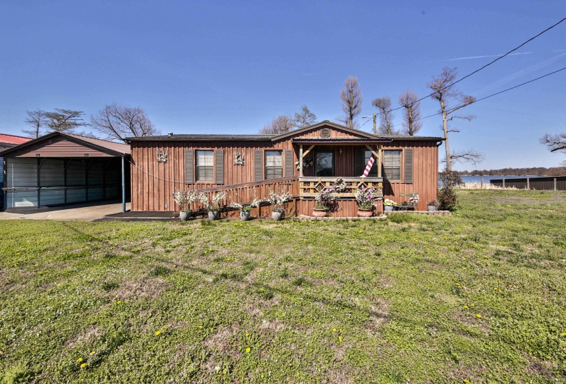 1225 LAKE DR, Hornbeak, Tennessee 38232, 3 Bedrooms Bedrooms, 7 Rooms Rooms,2 BathroomsBathrooms,Residential,For Sale,LAKE,10217351