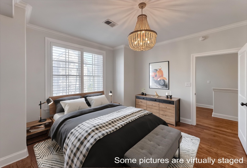 613 FRONT ST, Memphis, Tennessee 38103, 3 Bedrooms Bedrooms, 6 Rooms Rooms,3 BathroomsBathrooms,Residential,For Sale,FRONT,10217383