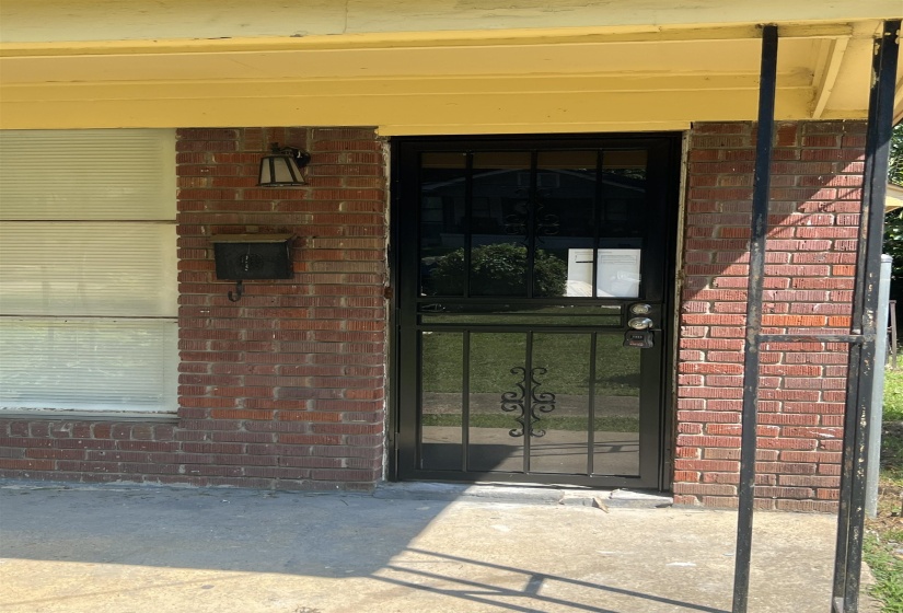 3176 YALE AVE, Memphis, Tennessee 38112, 4 Bedroom Bedrooms, 0 ,1 BathroomBathrooms,Duplexes,For Sale,YALE,0,10217394