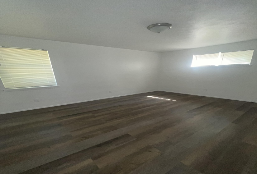 3176 YALE AVE, Memphis, Tennessee 38112, 4 Bedroom Bedrooms, 0 ,1 BathroomBathrooms,Duplexes,For Sale,YALE,0,10217394