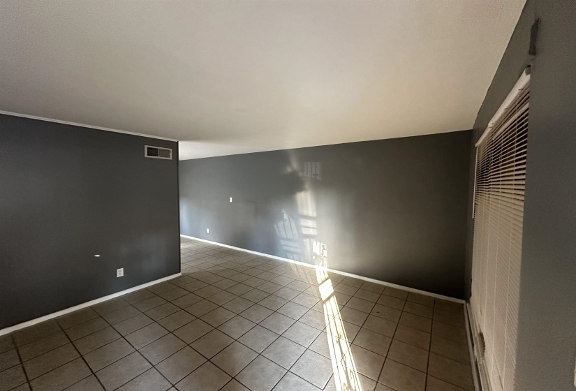 3176 YALE AVE, Memphis, Tennessee 38112, 4 Bedroom Bedrooms, 0 ,1 BathroomBathrooms,Duplexes,For Sale,YALE,0,10217394