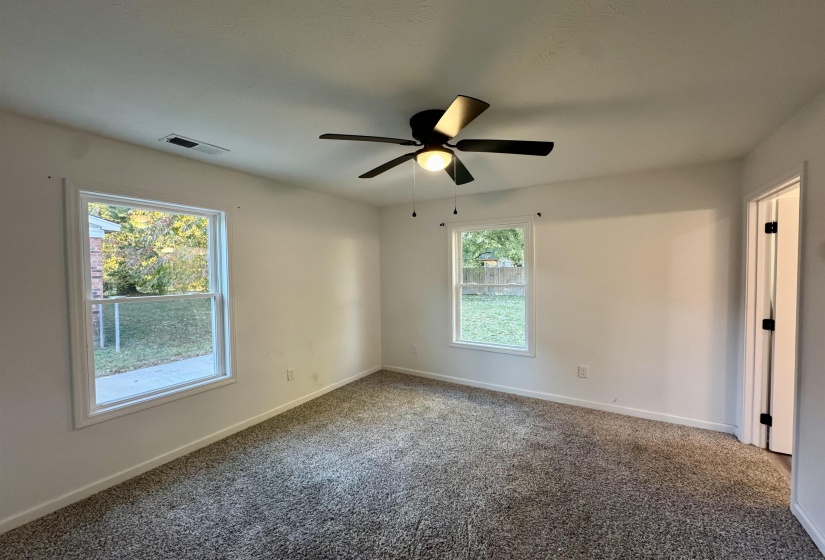 127 TISDALE ST, Brownsville, Tennessee 38012-1534, 3 Bedrooms Bedrooms, 7 Rooms Rooms,2 BathroomsBathrooms,Residential,For Sale,TISDALE,10209179