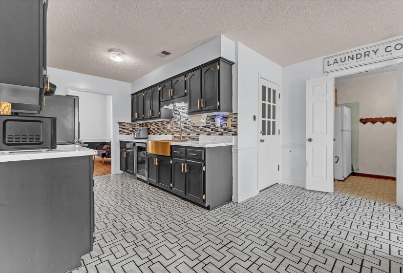 339 SUMMERFIELD LN, Memphis, Tennessee 38018, 5 Bedroom Bedrooms, 9 Room Rooms,3 BathroomBathrooms,Residential,For Sale,SUMMERFIELD,0,10217390