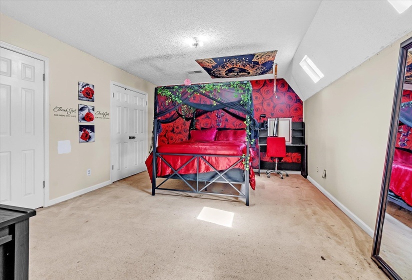 339 SUMMERFIELD LN, Memphis, Tennessee 38018, 5 Bedroom Bedrooms, 9 Room Rooms,3 BathroomBathrooms,Residential,For Sale,SUMMERFIELD,0,10217390