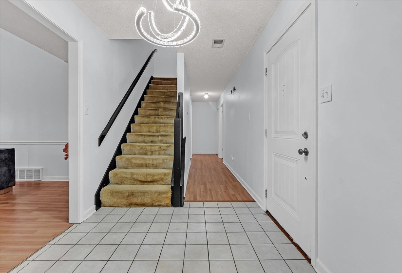 339 SUMMERFIELD LN, Memphis, Tennessee 38018, 5 Bedroom Bedrooms, 9 Room Rooms,3 BathroomBathrooms,Residential,For Sale,SUMMERFIELD,0,10217390