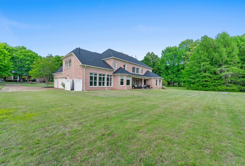 10491 GRAYBOURNE DR, Eads, Tennessee 38028, 6 Bedrooms Bedrooms, 13 Rooms Rooms,4.1 BathroomsBathrooms,Residential,For Sale,GRAYBOURNE,10217391