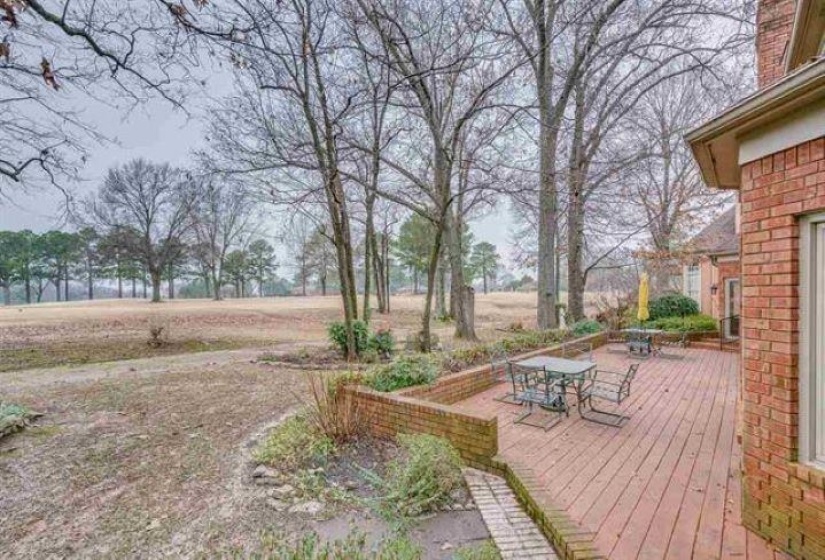 2499 EAGLERIDGE LN, Memphis, Tennessee 38016, 4 Bedrooms Bedrooms, 8 Rooms Rooms,4.1 BathroomsBathrooms,Residential,For Sale,EAGLERIDGE,10217392