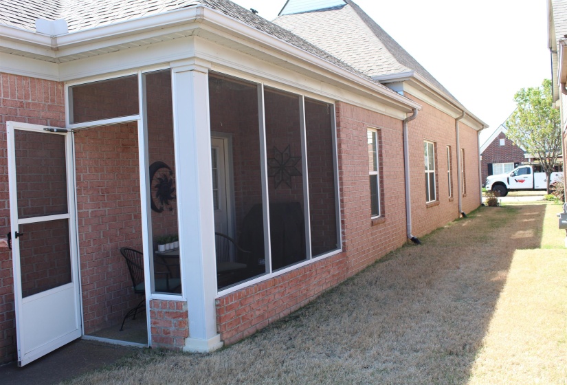 8680 WATERCREST DR, Millington, Tennessee 38053, 2 Bedroom Bedrooms, 5 Room Rooms,2 BathroomBathrooms,Residential,For Sale,WATERCREST,0,10217398