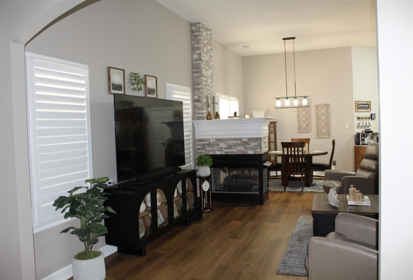 8680 WATERCREST DR, Millington, Tennessee 38053, 2 Bedroom Bedrooms, 5 Room Rooms,2 BathroomBathrooms,Residential,For Sale,WATERCREST,0,10217398