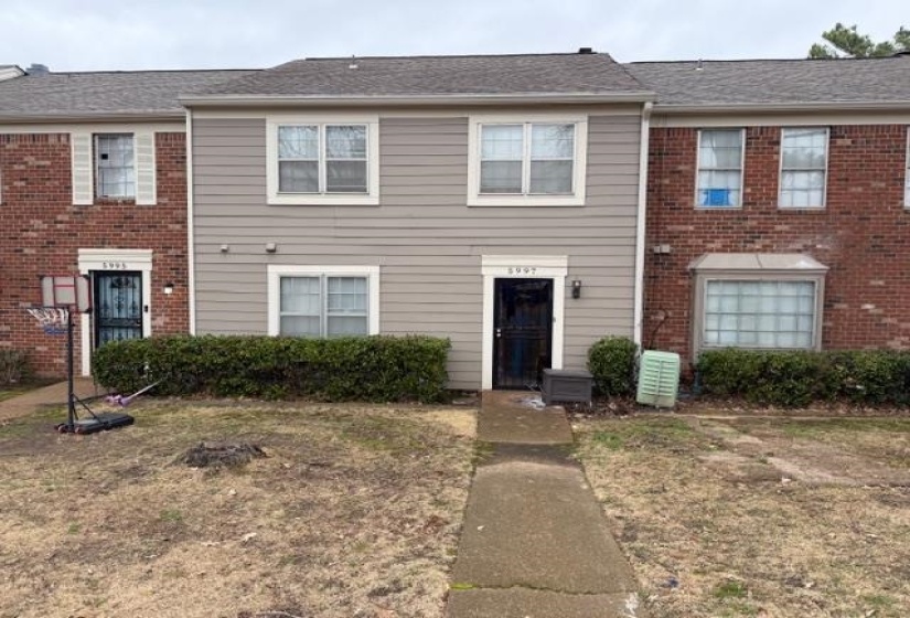 5997 LOFTY OAK RD, Memphis, Tennessee 38115, 3 Bedroom Bedrooms, 7 Room Rooms,2.1 BathroomBathrooms,Residential,For Sale,LOFTY OAK,0,10217411
