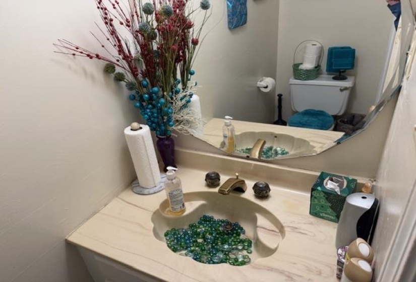 5997 LOFTY OAK RD, Memphis, Tennessee 38115, 3 Bedroom Bedrooms, 7 Room Rooms,2.1 BathroomBathrooms,Residential,For Sale,LOFTY OAK,0,10217411