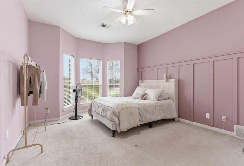 915 CLIFFTVIEW RD, Bolivar, Tennessee 38008, 5 Bedroom Bedrooms, 9 Room Rooms,3.1 BathroomBathrooms,Residential,For Sale,CLIFFTVIEW,0,10217414