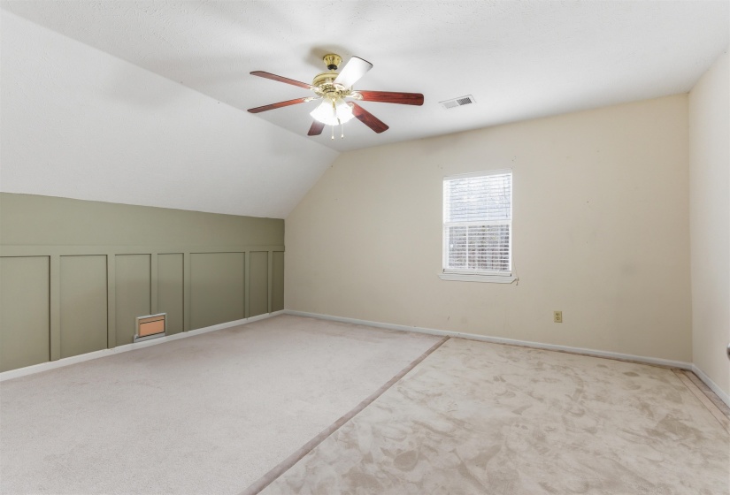 915 CLIFFTVIEW RD, Bolivar, Tennessee 38008, 5 Bedroom Bedrooms, 9 Room Rooms,3.1 BathroomBathrooms,Residential,For Sale,CLIFFTVIEW,0,10217414