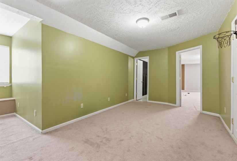 915 CLIFFTVIEW RD, Bolivar, Tennessee 38008, 5 Bedroom Bedrooms, 9 Room Rooms,3.1 BathroomBathrooms,Residential,For Sale,CLIFFTVIEW,0,10217414