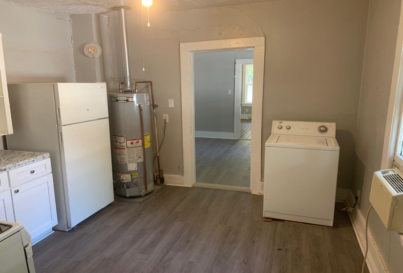 3578 VERNON AVE, Memphis, Tennessee 38122, 1 Bedroom Bedrooms, 3 Rooms Rooms,1 BathroomBathrooms,Rental Properties,For Sale,VERNON,10217456