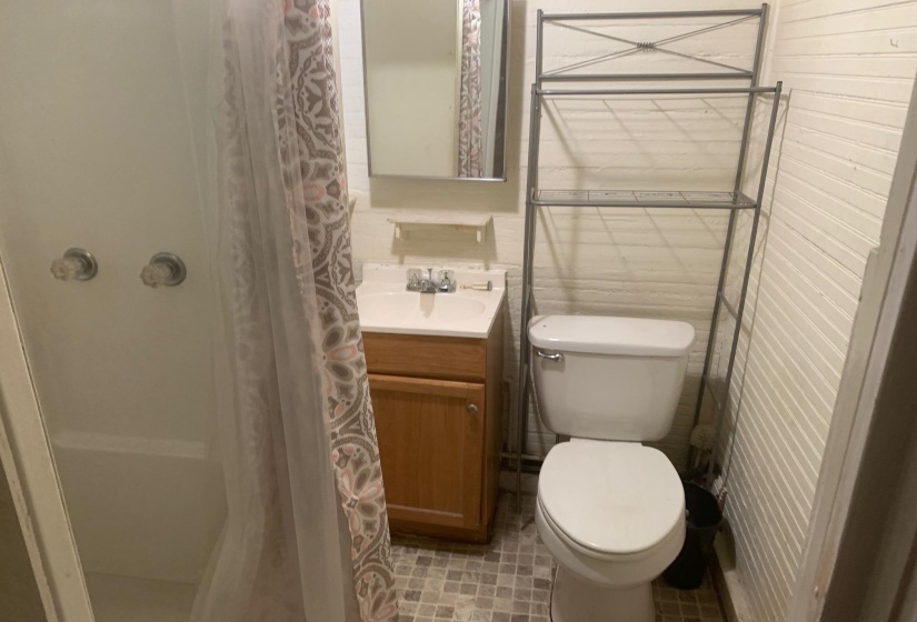 3578 VERNON AVE, Memphis, Tennessee 38122, 1 Bedroom Bedrooms, 3 Rooms Rooms,1 BathroomBathrooms,Rental Properties,For Sale,VERNON,10217456