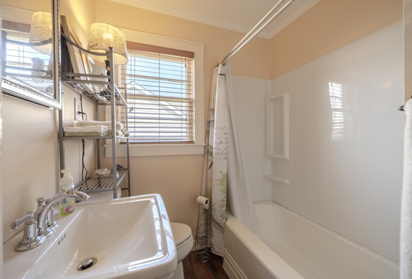 175 FLORENCE RD, Savannah, Tennessee 38372-2503, 3 Bedroom Bedrooms, 8 Room Rooms,1 BathroomBathrooms,Residential,For Sale,FLORENCE,0,10217447