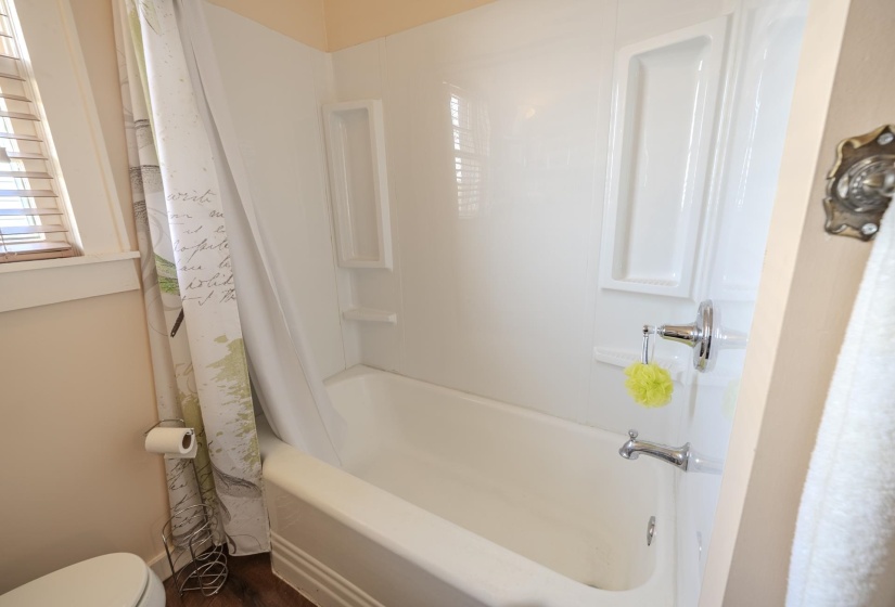 175 FLORENCE RD, Savannah, Tennessee 38372-2503, 3 Bedroom Bedrooms, 8 Room Rooms,1 BathroomBathrooms,Residential,For Sale,FLORENCE,0,10217447