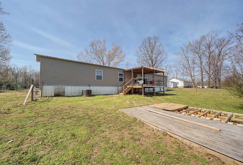 7010 22 HWY, Adamsville, Tennessee 38310, 3 Bedroom Bedrooms, 7 Room Rooms,2 BathroomBathrooms,Residential,For Sale,22,0,10217457