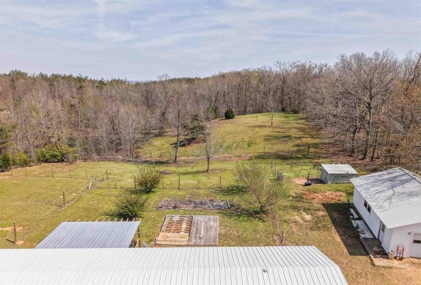 7010 22 HWY, Adamsville, Tennessee 38310, 3 Bedroom Bedrooms, 7 Room Rooms,2 BathroomBathrooms,Residential,For Sale,22,0,10217457