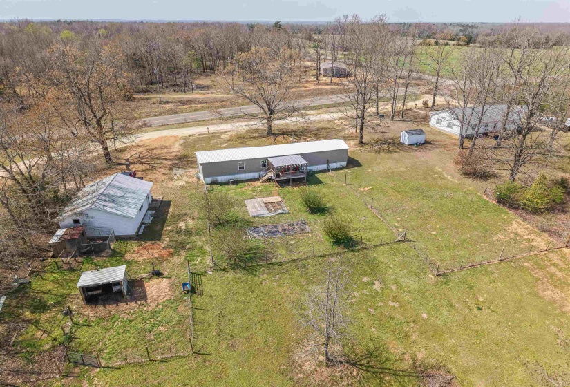 7010 22 HWY, Adamsville, Tennessee 38310, 3 Bedroom Bedrooms, 7 Room Rooms,2 BathroomBathrooms,Residential,For Sale,22,0,10217457
