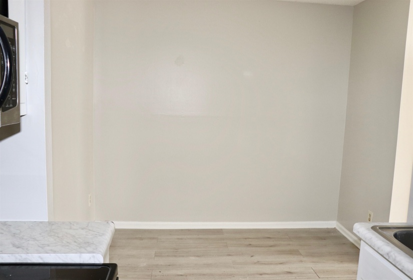 3741 CAMBRIDGE STATION DR, Memphis, Tennessee 38115, 2 Bedrooms Bedrooms, 5 Rooms Rooms,1.1 BathroomsBathrooms,Residential,For Sale,CAMBRIDGE STATION,10217468