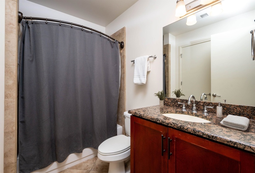465 MAIN ST, Memphis, Tennessee 38103, 2 Bedroom Bedrooms, 5 Room Rooms,2 BathroomBathrooms,Residential,For Sale,MAIN,0,10217486