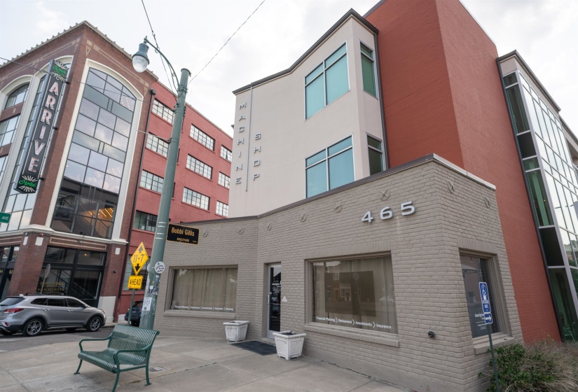 465 MAIN ST, Memphis, Tennessee 38103, 2 Bedroom Bedrooms, 5 Room Rooms,2 BathroomBathrooms,Residential,For Sale,MAIN,0,10217486