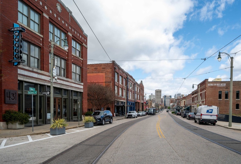 465 MAIN ST, Memphis, Tennessee 38103, 2 Bedroom Bedrooms, 5 Room Rooms,2 BathroomBathrooms,Residential,For Sale,MAIN,0,10217486
