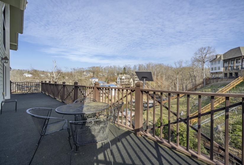 400 ANCHOR PT, Savannah, Tennessee 38372, 4 Bedrooms Bedrooms, 10 Rooms Rooms,4.1 BathroomsBathrooms,Residential,For Sale,ANCHOR,10217488