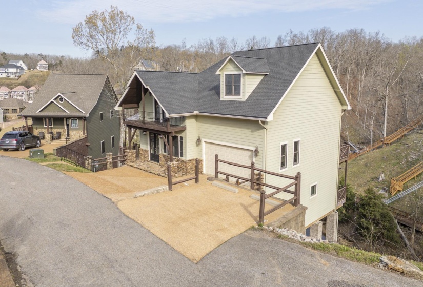 400 ANCHOR PT, Savannah, Tennessee 38372, 4 Bedrooms Bedrooms, 10 Rooms Rooms,4.1 BathroomsBathrooms,Residential,For Sale,ANCHOR,10217488