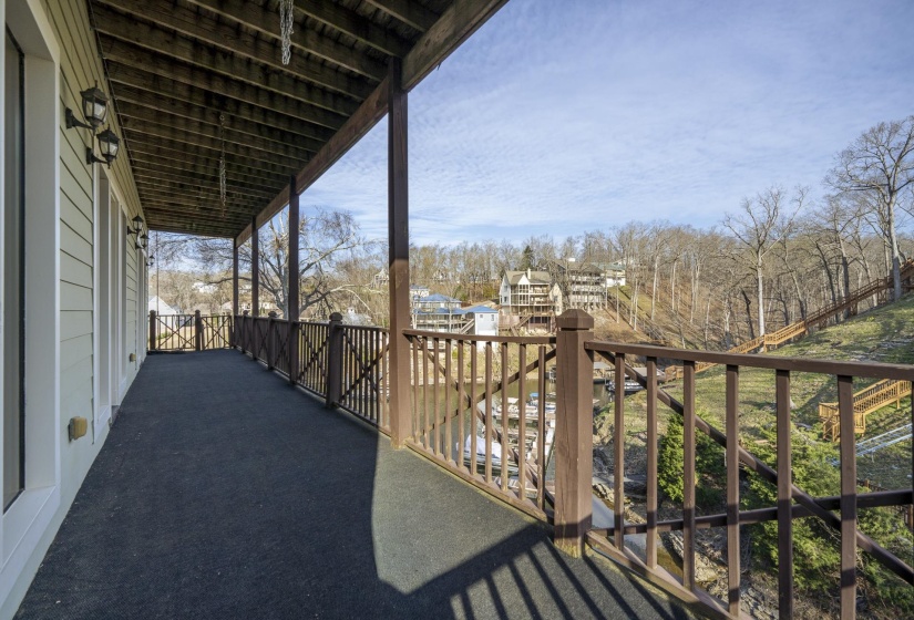 400 ANCHOR PT, Savannah, Tennessee 38372, 4 Bedrooms Bedrooms, 10 Rooms Rooms,4.1 BathroomsBathrooms,Residential,For Sale,ANCHOR,10217488