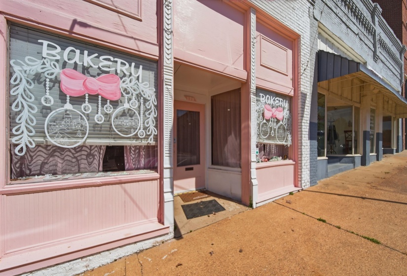 120 LIBERTY AVE, Covington, Tennessee 38019, 0 , 0 ,0,Commercial/industrial,For Sale,LIBERTY,0,10217548