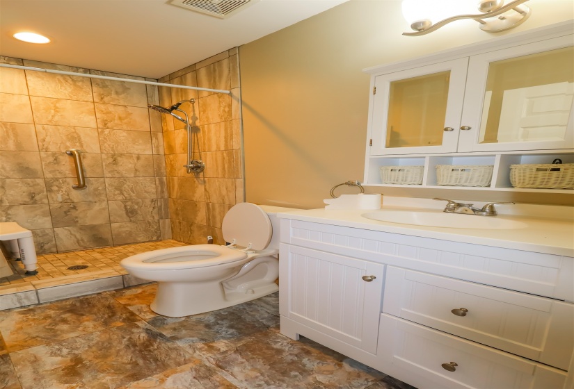 121 REED CIR, Drummonds, Tennessee 38023, 4 Bedrooms Bedrooms, 9 Rooms Rooms,3.1 BathroomsBathrooms,Residential,For Sale,REED,10187887