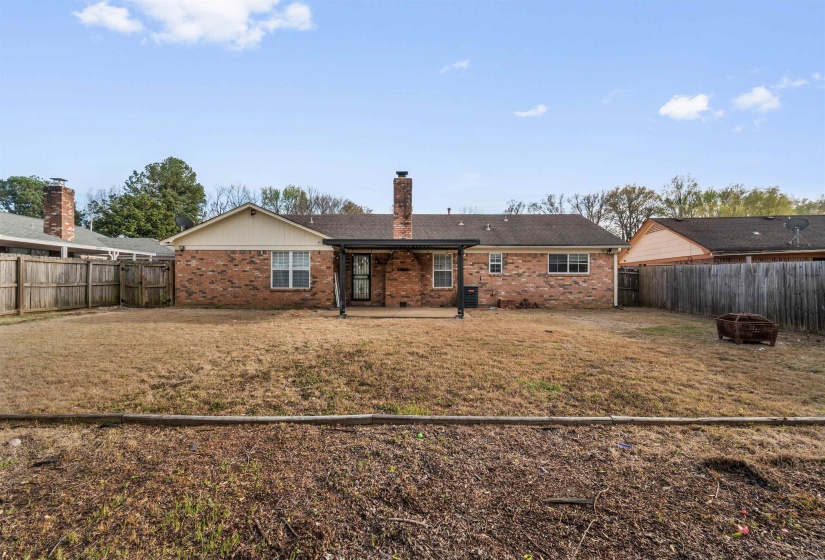 7102 ROSE TRAIL DR, Memphis, Tennessee 38133, 3 Bedroom Bedrooms, 6 Room Rooms,2 BathroomBathrooms,Residential,For Sale,ROSE TRAIL,0,10217545